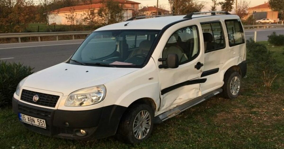 Samsun'da Kamyonetle Otomobil Çarpıştı: 6 Yaralı