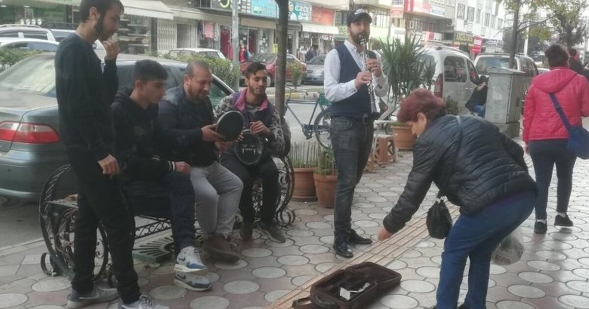 Roman Müzisyenler İlgi Odağı Oldu