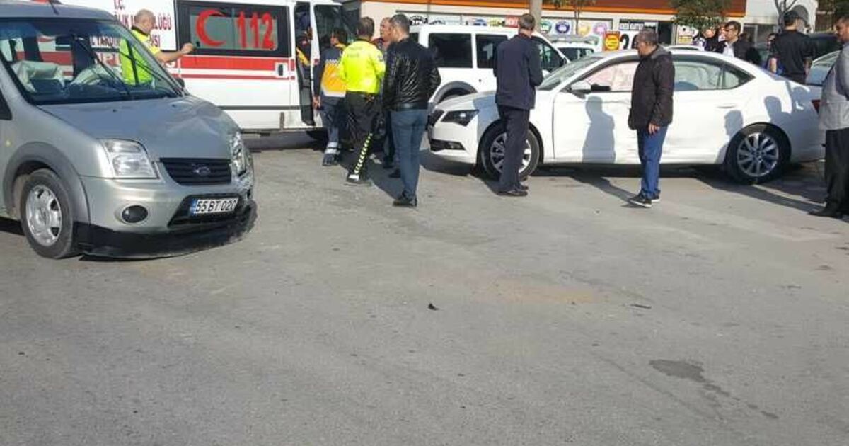 Okul Kavşağında Trafik Kazası: 1 Yaralı