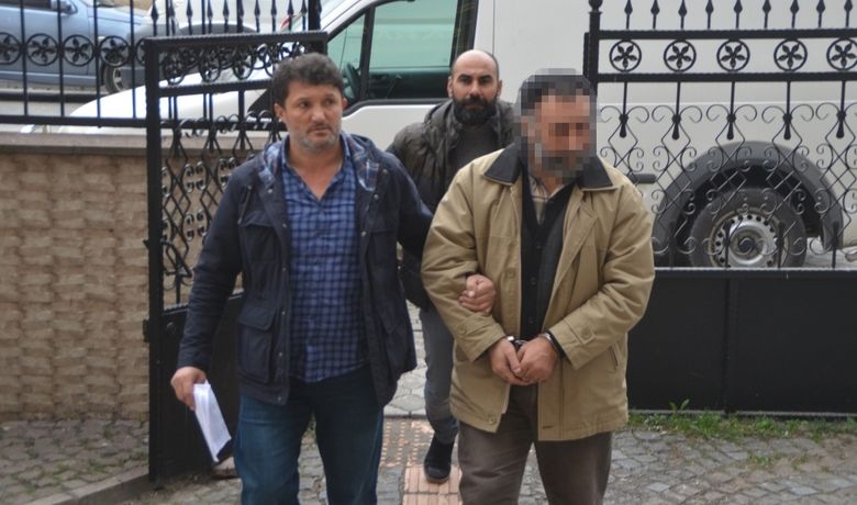 13 Yıl 9 Ay KesinleşmişHapis Cezası Bulunan Cezaevi Firarisi Yakalandı - Samsun’un Bafra ilçesinde 13 yıl 9 ay kesinleşmiş hapis cezası bulunan cezaevi firarisi şahıs yakalandı.