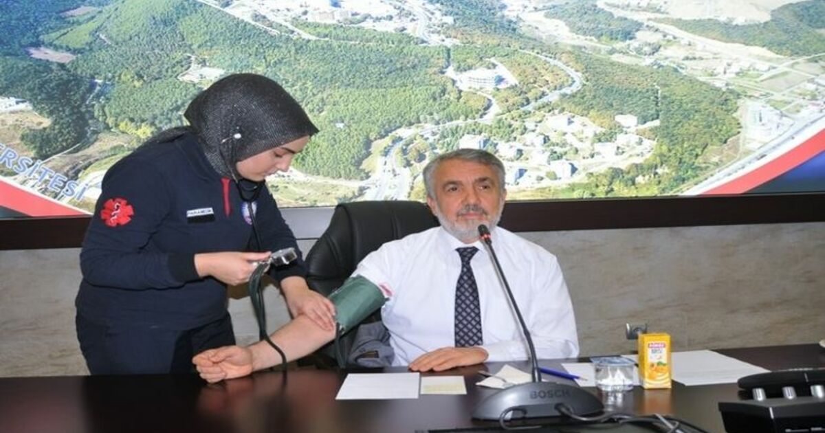 Rektör Bilgiç: “yılsonu İtibarıyla 10 Akreditasyona Ulaşma Hedefimiz Var” Omü Senato Toplantısı Öncesinde Fedek Akreditasyon Belgesi Takdimi Ve Sağlıklı Yaşam Etkinliği