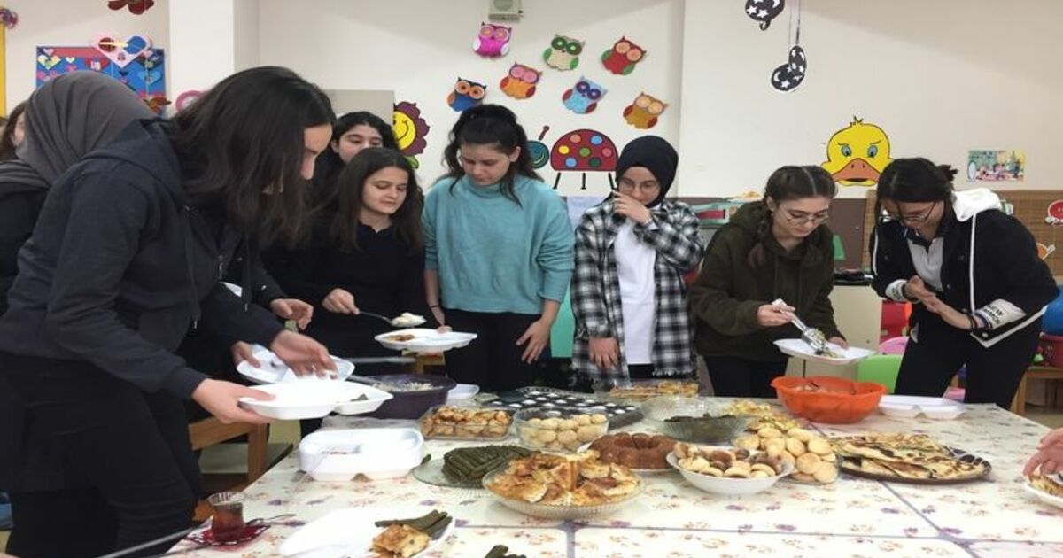 Altınkaya Anadolu Lisesi Öğrencilerinden ‘’getir Bir Oyuncak Güldür Bir Yumurcak-4’’ Projesi