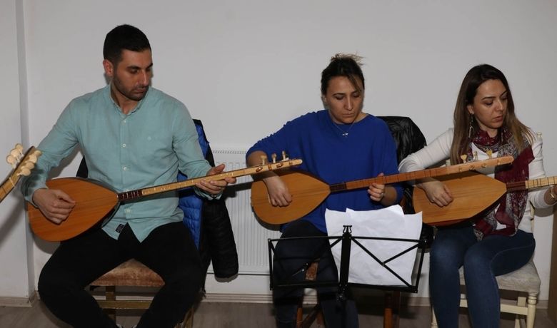 Bafra Kültür Ve Sanat Merkezi Boş Kalmıyor - Bafra Belediyesi Hüseyin Baş Hacıbaşıoğlu Kültür ve Sanat Merkezi, ilçenin sanat ve kültüre yönelik alt yapı ihtiyacını karşılıyor. Sanat merkezi vatandaşlar tarafından yoğun ilgi görüyor.