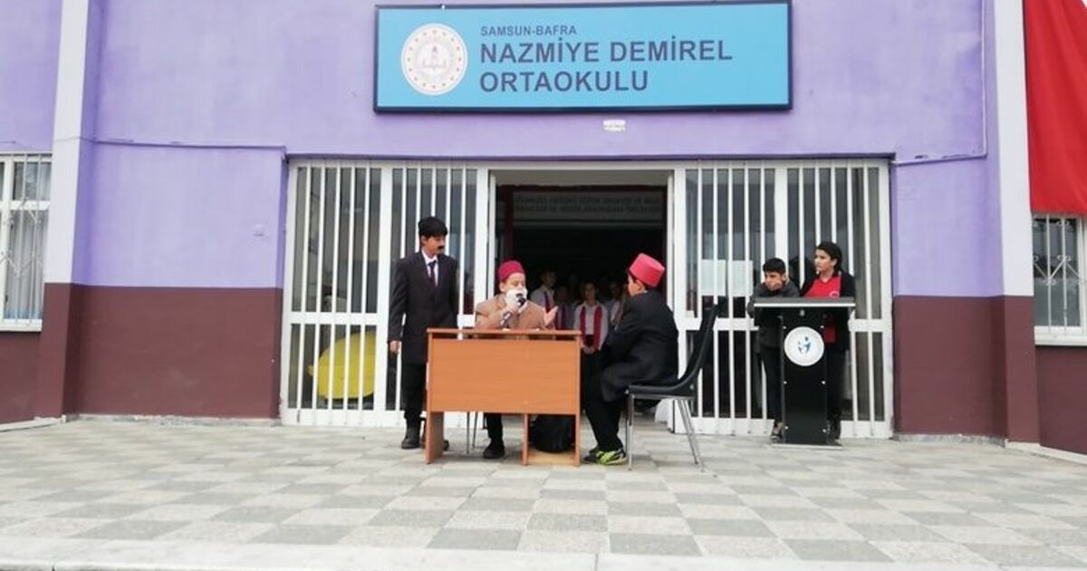 Nazmiye Demirel Ortaokulunda Mehmet Akif Ersoy'u Anma Programı