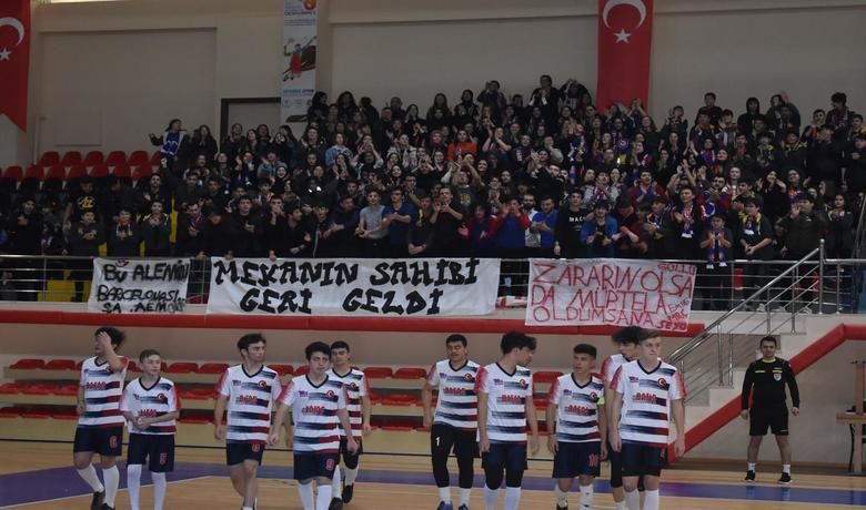 Bafra’da Futsal’ın Şampiyonu Özel Açı Lisesi - Bafra’da düzenlenen okullar arası Futsal turnuvasını Özel Açı Lisesi kazandı. 