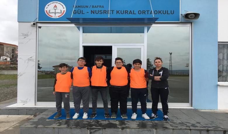 Gül Nusret Kural Ortaokulundan Büyük Başarı  - Bafra Gül-Nusret Kural Ortaokulu, Samsun’da düzenlenen okullar arası Dart il birinciliği müsabakalarında finale kalarak büyük bir başarıya imza attı. 