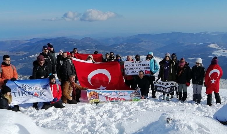 Dağcılardan Sarıkamış Tırmanışı - Sarıkamış Harekatı'nın 105. yılı anma etkinlikleri Samsun'un en yüksek noktalarından Dürtmen Dağı'nda gerçekleştirildi.
