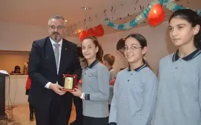 Bafra'da 24 Bin Öğrenci Karnelerini Aldı