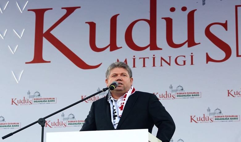 Ayşe Akça Vefat Etti  - Çözüm Okulları Genel Müdürü ve ÖZDER Başkanı Ahmet Akça'nın annesi Ayşe Akça vefat etti. 