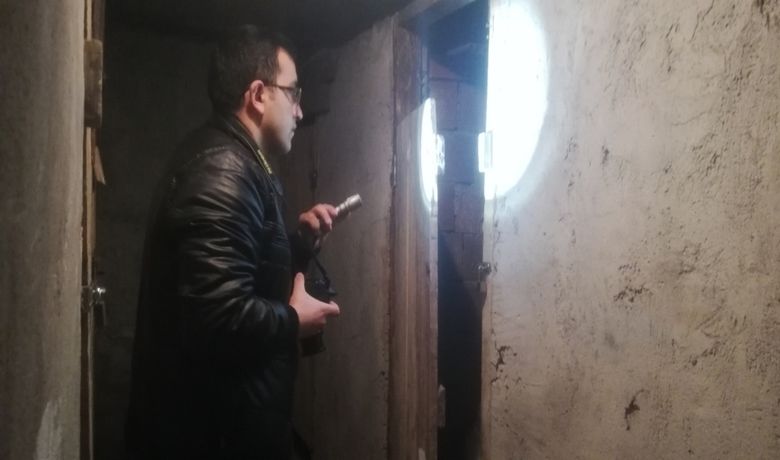 Odunluktan Hızar Makinesi Çalındı - Samsun’un Bafra ilçesinde bir aparmanın odunluğundan el hızar makinesi çalındı.
