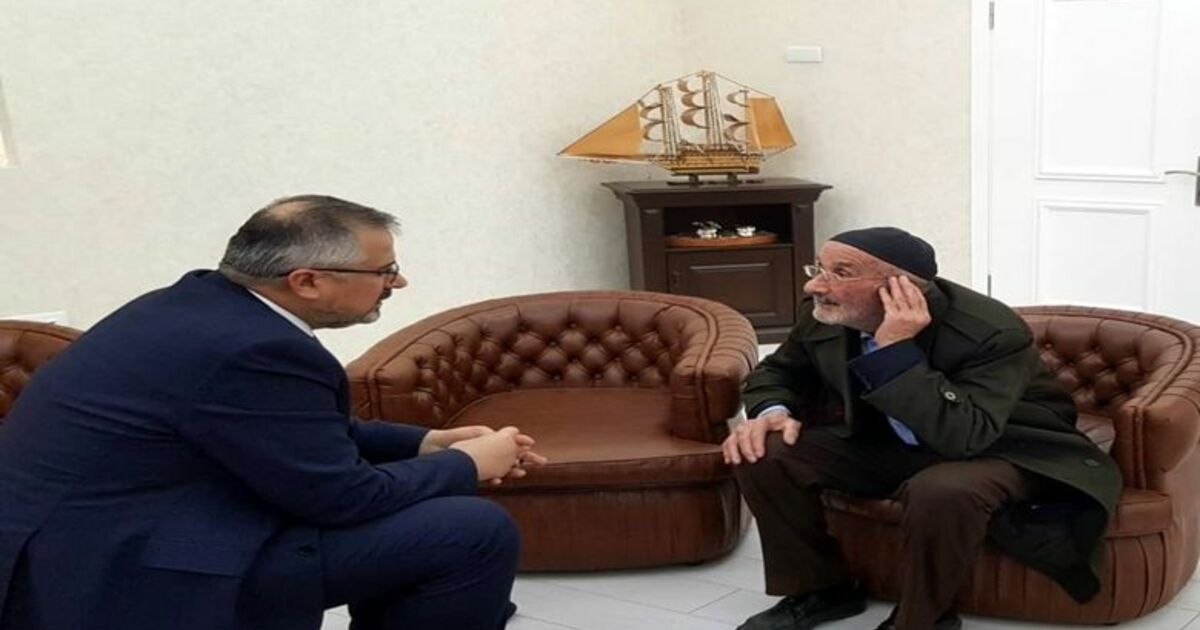 Bafralılar Başkan Kılıç İle Randevusuz Görüşüyor Bafra Belediye Başkanı Hamit Kılıç Halkla İç İçe Sorunlar Çözüyor