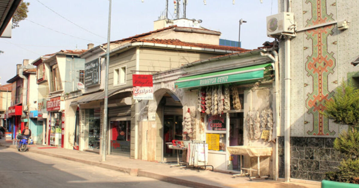Bafra Belediyesi 'Bedesten Çarşısı'nı Unutmadı
