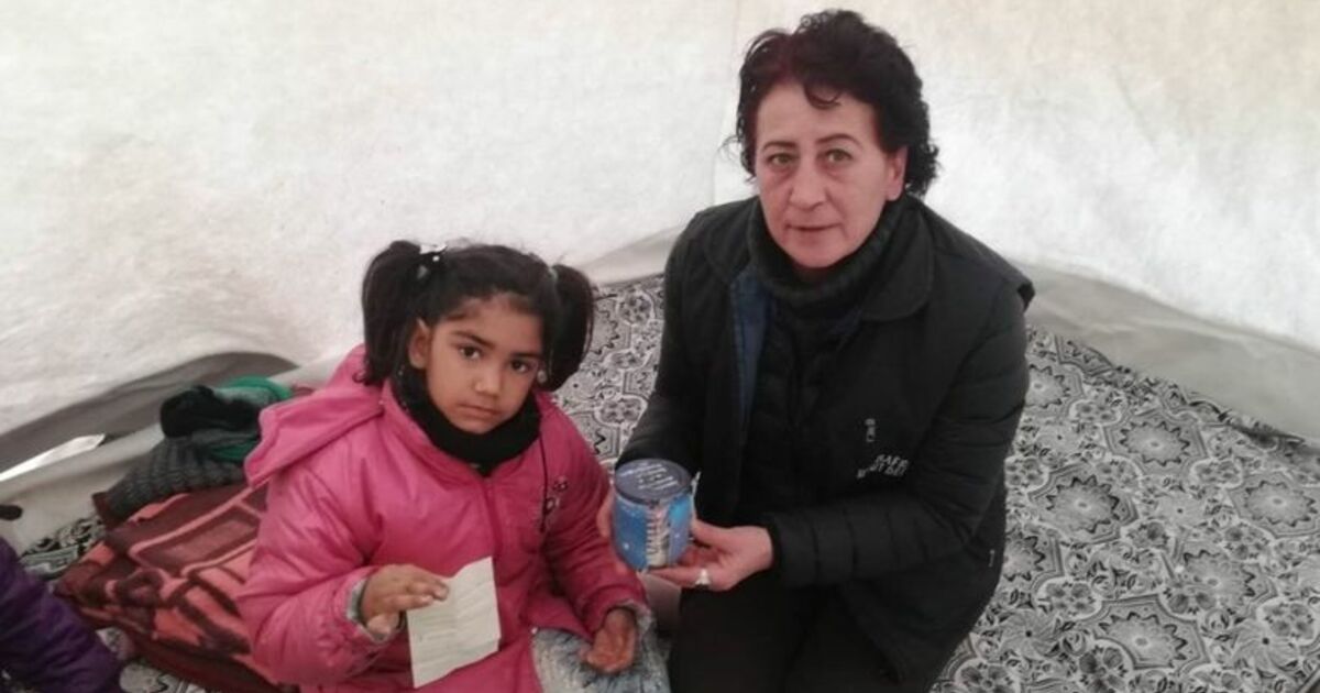 Kumbarasında Biriktirdiği Paraları Elazığ’a Gönderdi Bafra'dan Elazığ'a Umut