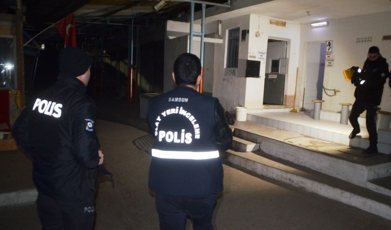 Tuvalet Parası Yüzünden Bıçaklandı - Samsun’un Bafra ilçesinde tuvalet parası yüzünden çıkan tartışmada 1 kişi bıçakla yaralandı.