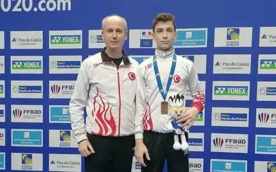 Atatürk Ortaokulu Öğrencisi Buğra Aktaş Badmintonda Şampiyonasında Avrupa Üçüncüsü 