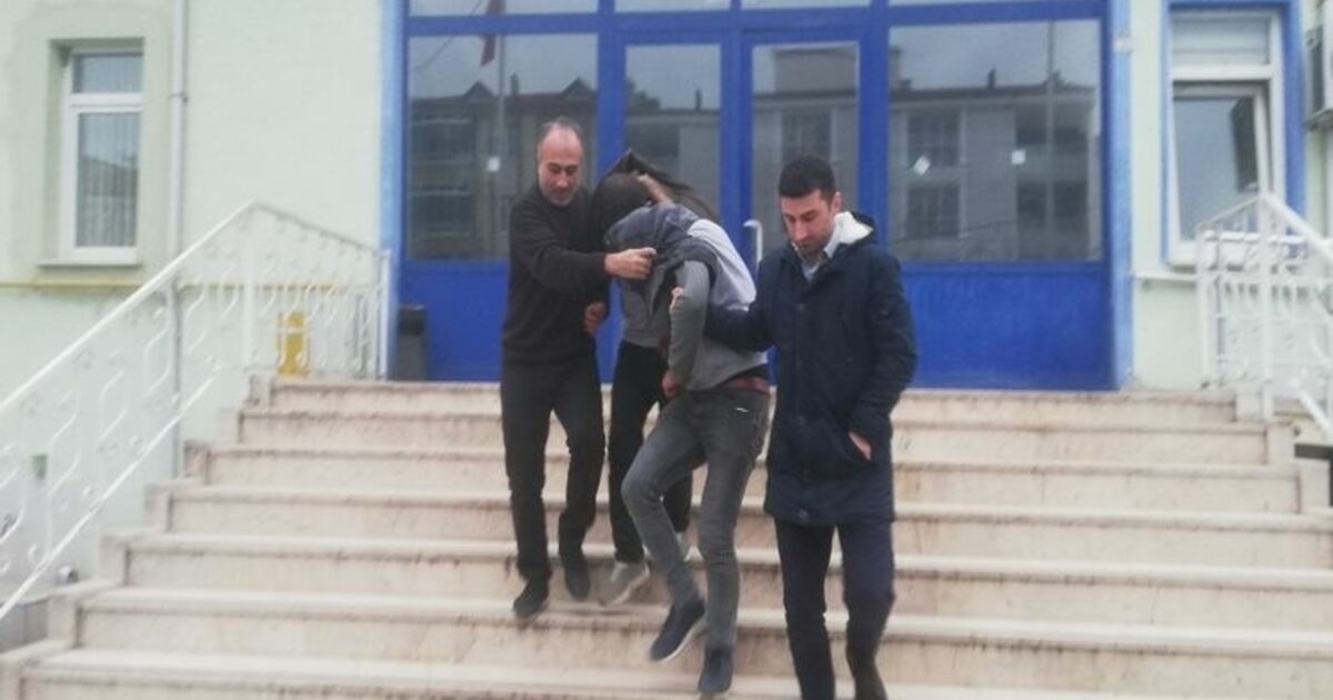 Motosiklet Hırsızları Yakayı Ele Verdi