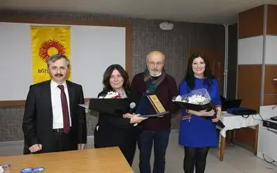 Usta Kalem Latife Tekin Bafra'daydı