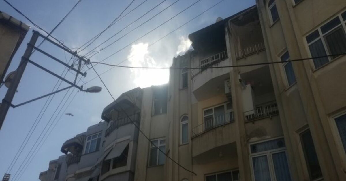 Apartman Dairesinde Yangın Yanan Binada Büyük Çapta Maddi Hasar Meydana Geldi