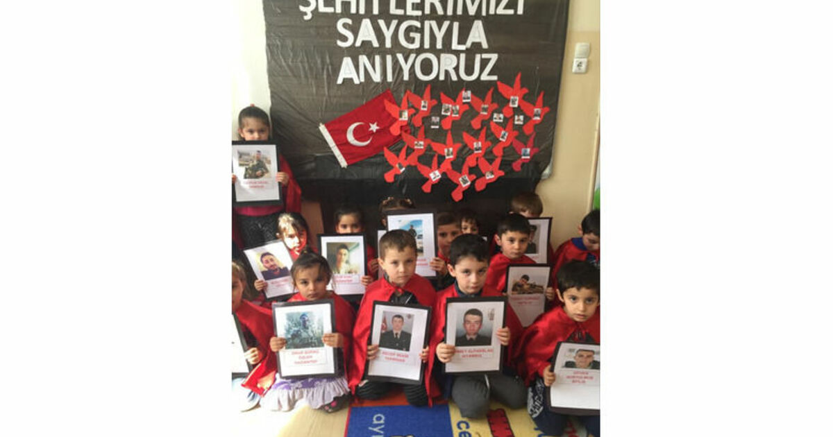 Doğanca İlkokulundan Şehitleri Anma Etkinliği