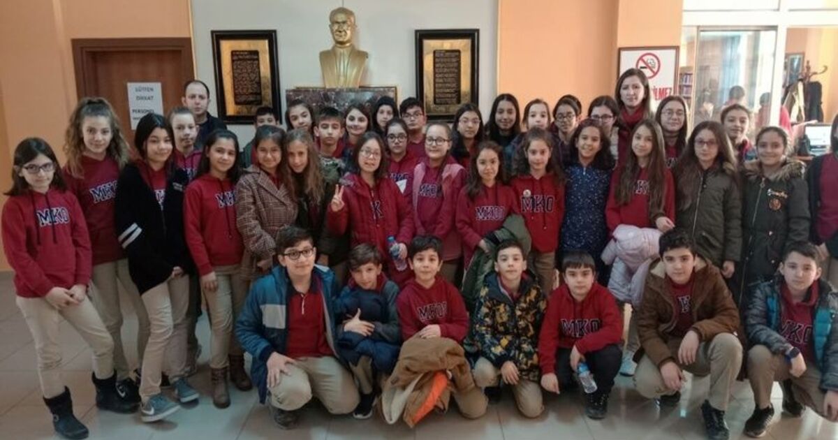 Mustafa Kemal Ortaokulundan İlçe Halk Kütüphanesine Ziyaret