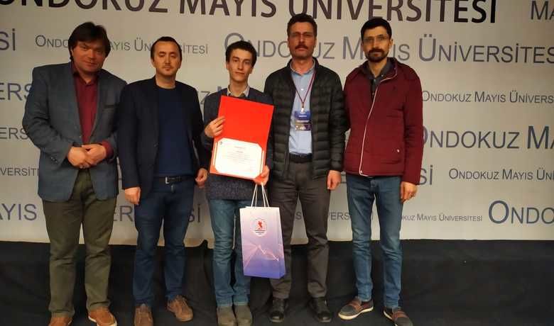 Bafra Mtal Bilişim TeknolojileriAlanı Tübitak Bölge 3.sü Oldu - TÜBİTAK Bilim insanı Destekleme Daire Başkanlığı tarafından düzenlenen 51. Lise Öğrencileri Araştırma projeleri Yarışması Samsun Bölge finaline katılmaya hak kazanan Bafra Mesleki ve Teknik Anadolu Lisesi (MTAL) yazılım alanında 3. oldu. 