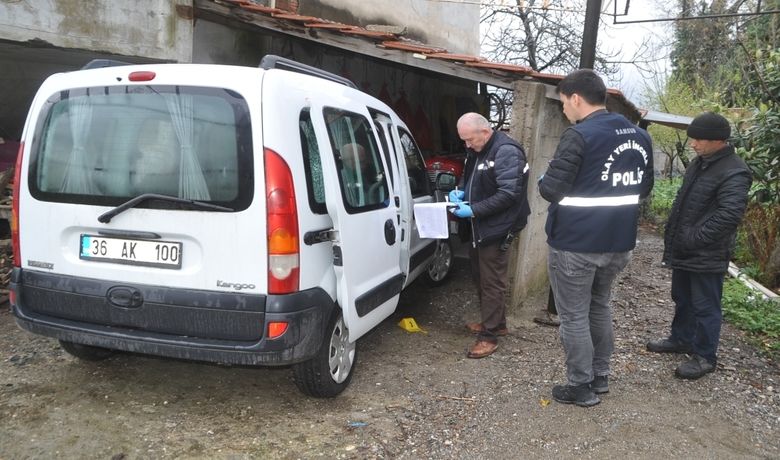 Park Halindeki Araç Kurşunlandı - Samsun’un Bafra ilçesinde evin bahçesinde park halinde bulunan araç kimliği belirsiz kişi veya kişilerce kurşunladı.