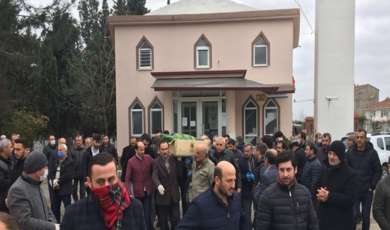 İş İnsanı Hamdi Bekar Defnedildi - Kalp krizi sonucu hayatını kaybeden Bafralı iş insanı Hamdi Bekar bugün defnedildi. 