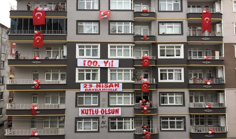 Belen Apartmanında 23 Nisan Coşkusu