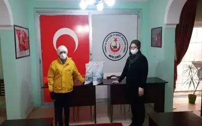 Dernekten Maske Desteği