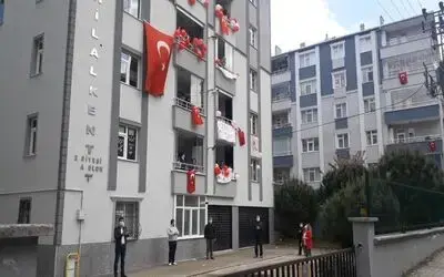 Hilal Kent Sakinlerinden 23 Nisan Coşkusu