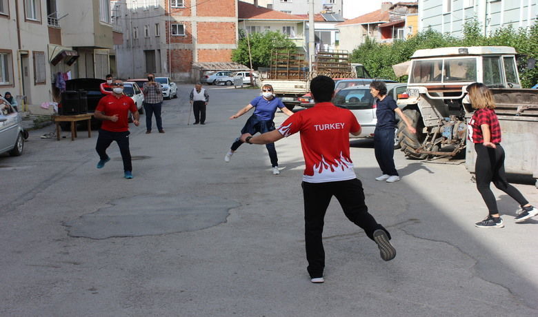 Bafra’da Evde Kal Hareketsiz Kalma Etkinliği