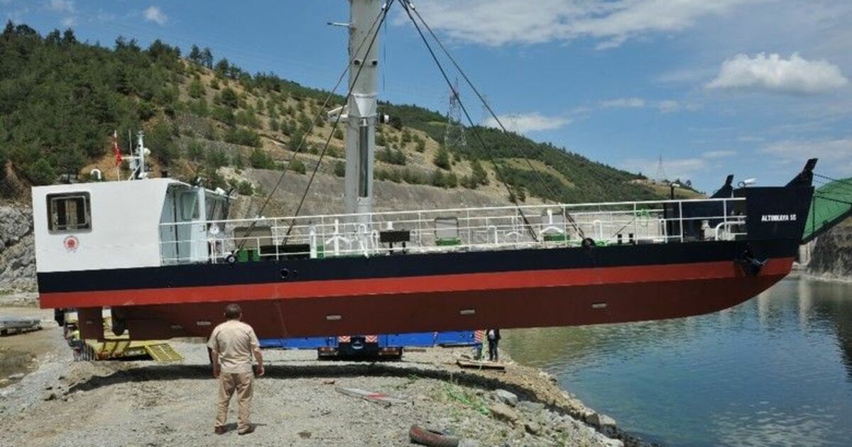 Barajdaki ulaşım sorununa “feribotlu” çözüm
