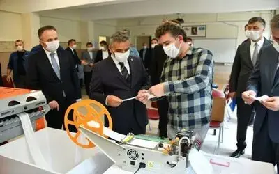 Vali Kaymak’dan üreten meslek liselerine tam not