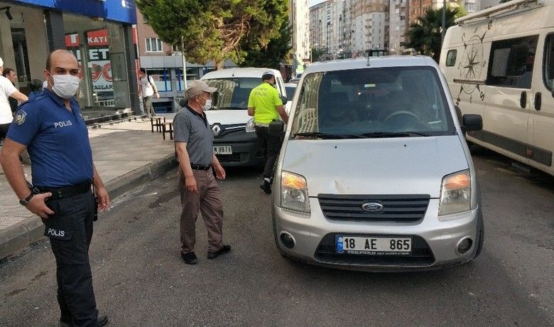 Samsun’da kamyonet yayaya çarptı
 - Samsun’da meydana gelen trafik kazasında 1 kişi yaralandı.