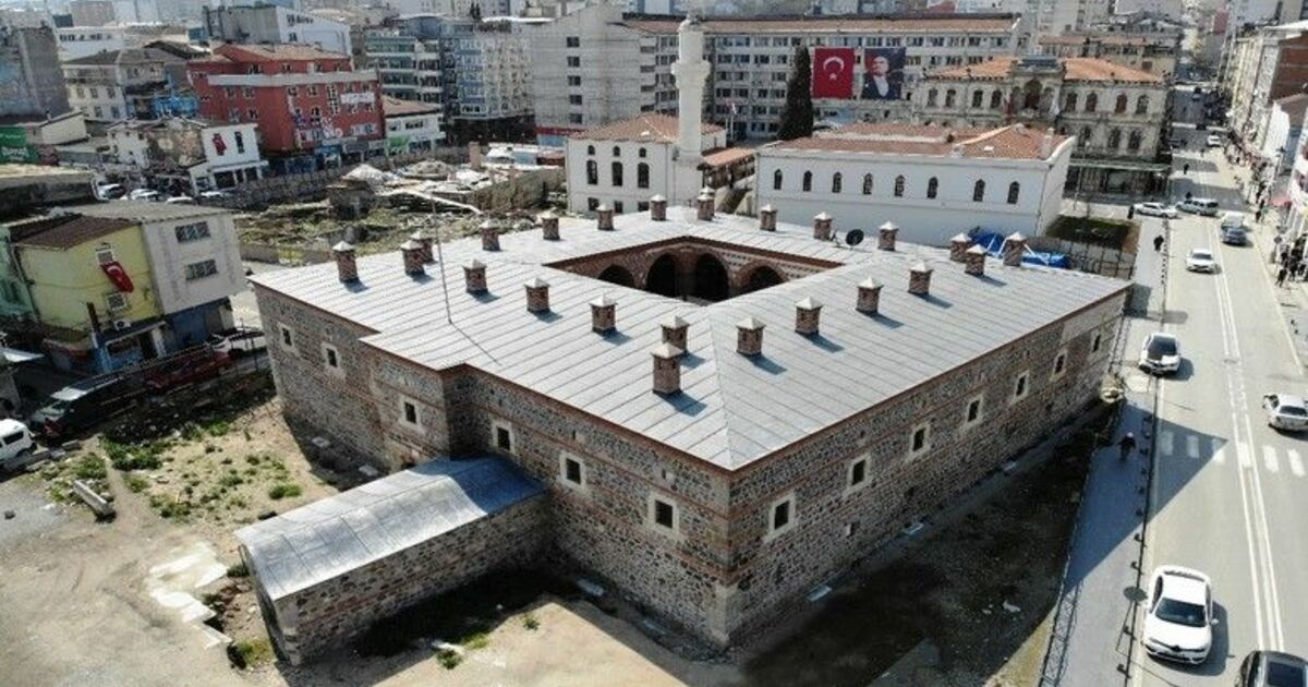 55 tarihi eser ayağa kaldırıldı
