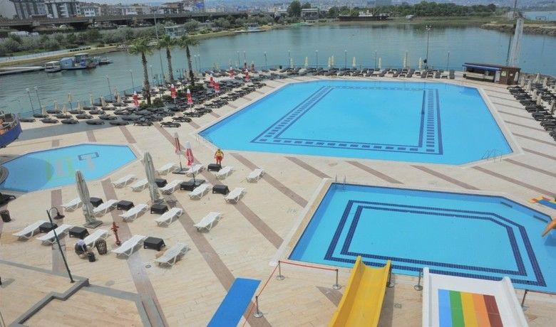 Mavi bayraklı Fener Plajı ve Suada açıldı
