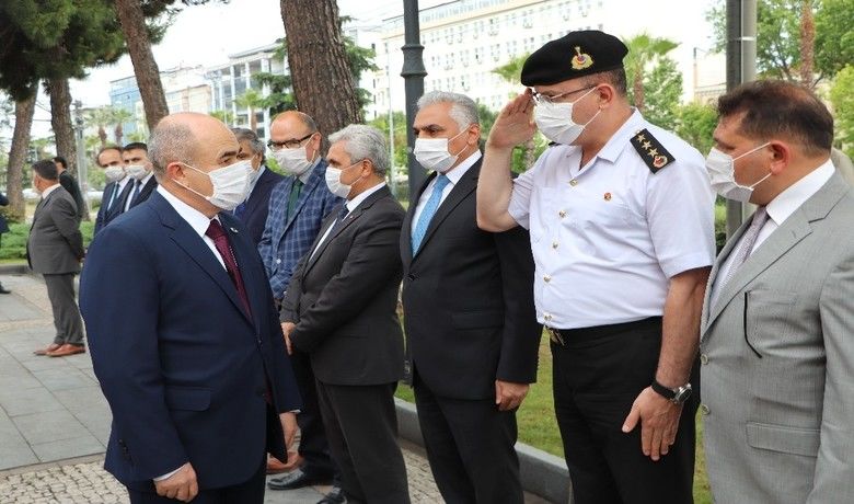 Yeni Samsun Valisi göreve başladı
