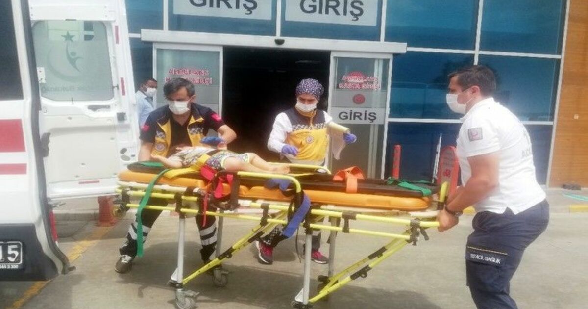 Bafra'da 3. kattan düşen çocuğun inanılmaz kurtuluşu