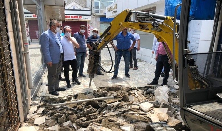 Tarihi Bedesten’de restorasyon çalışması başladı - Bafra Belediyesi tarihi Bedesten’de restorasyon çalışmalarına başladı.