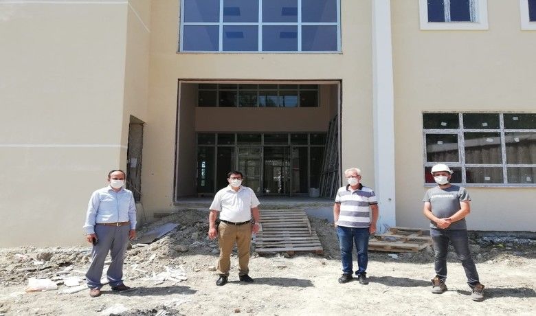 Alaçam’ın yurt sorunu çözülüyor - Alaçam Kaymakamı Fikret Zaman, 250 kişilik kız öğrenci yurdu inşaatında incelemelerde bulundu