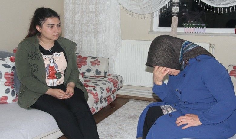 ’Engelli raporu ile otomobilalmak’ vaadiyle dolandırıcılık iddiası mahkemelik - Samsun’da ’engelli raporu ile otomobil almak’ vaadiyle 50 bin TL dolandırıldığını iddia eden aile konuyu mahkemeye taşıdı.