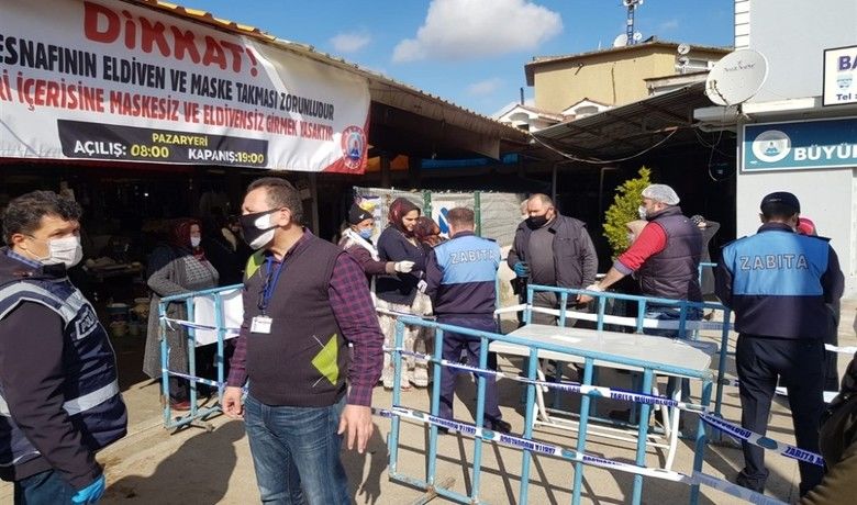 Bafra Belediyesinin pandemi faaliyetleri - Pandemi süresince diğer birimlerde olduğu gibi Bafra Belediyesi Zabıta Müdürlüğü ekipleri de sahada olarak, birçok noktada görev aldı.