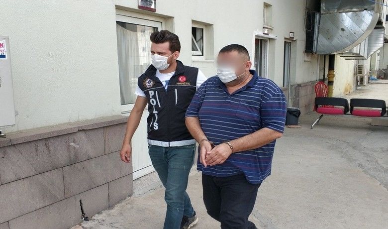Samsun’da uyuşturucu operasyonu: 6 gözaltı
 - Samsun’da narkotik polisi tarafından düzenlenen uyuşturucu operasyonunda 6 kişi gözaltına alındı.