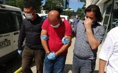 Telefonla eski rektörü 117 bin dolar dolandıran 1 kişi tutuklandı
