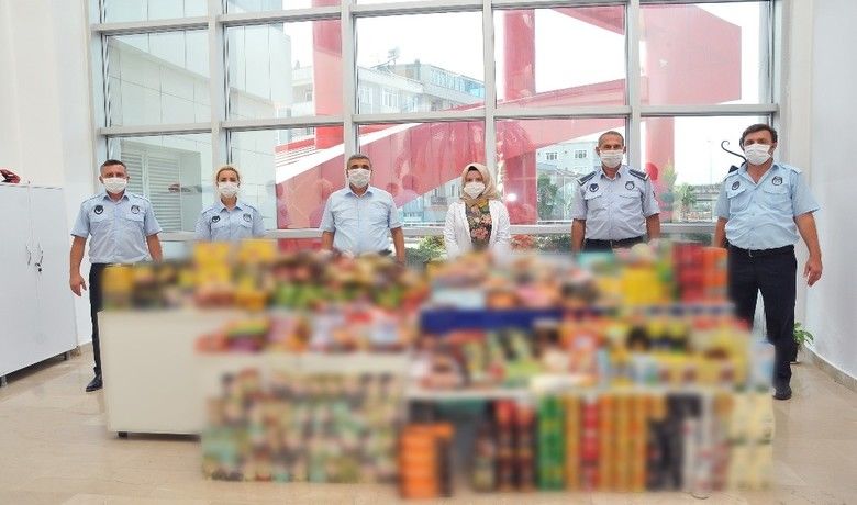 Tarihi geçmiş 1300 gıda ürünü imha edildi
 - Canik Belediyesi Zabıta Müdürlüğü ekipleri ilçe genelinde yaptıkları denetimler sonucunda son kullanım tarihi geçmiş 1300’ün üzerinde gıda ürününe imha edilmek üzere el koydu.