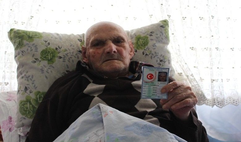 İsmail dedenin hayret veren kimliği
 - Samsun’un Çarşamba ilçesinde yaşayan İsmail Işıldak’ın nüfus cüzdanındaki doğum tarihi bölümü görenleri şaşırtıyor.