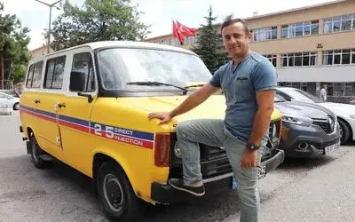 Samsunlu fizik öğretmeni kitap bağışı için şarkı yaptı:"Bize her yer F=ma"
