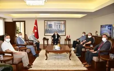 Vali Dağlı’dan “internet yasası” vurgusu
