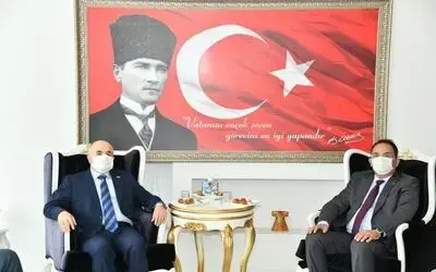 Vali Dağlı Bafra’yı ziyaret etti
