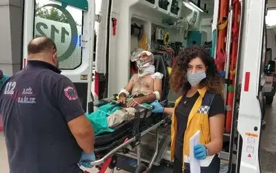 Samsun’da motosikletle otomobil çarpıştı: 2 yaralı
